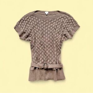 Brown Short Sleeve Knit Sweater with Belt